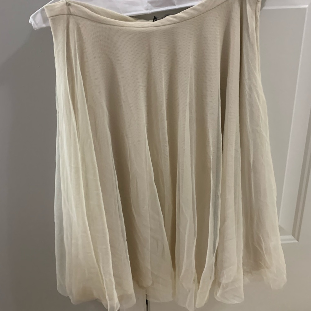 Arden B Creme skirt